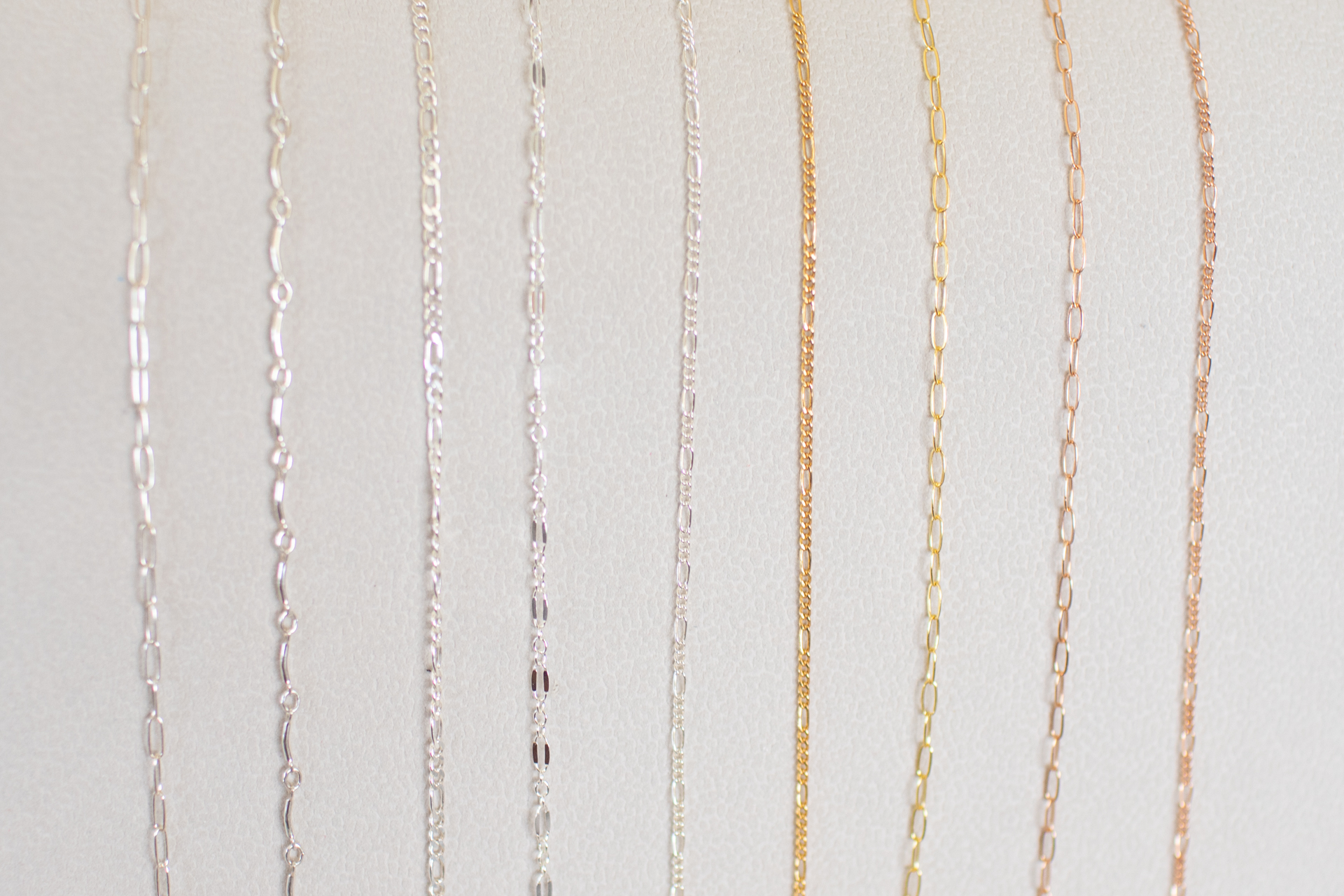 permanent-jewelry-kona-big-island-hi-3 sterling silver, rose gold filled, gold filled chain samples for permanent jewelry in Kailua Kona big island Hawaii